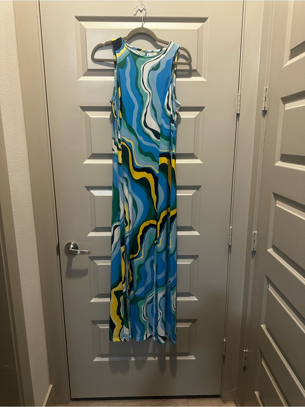 Donna Morgan Blue, Teal & Yellow Wave-Print Maxi Dress